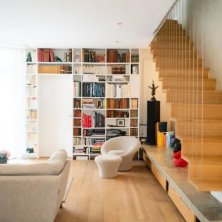 Duplex With Terrace In The Heart Of Lägenhet